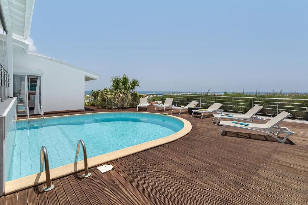 Villa Tintamare, Stunning 4 Bedrooms Villa With Views! Quarter of Orleans