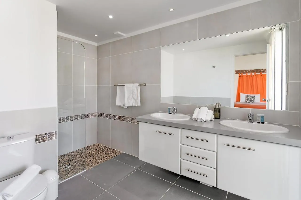 Villa Tintamare, Stunning 4 Bedrooms Villa With Views! Quarter of Orleans