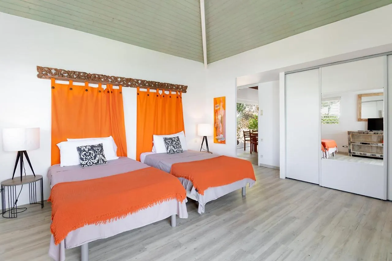 Villa Tintamare, Stunning 4 Bedrooms Villa With Views! Quarter of Orleans Sint Maarten/Saint Martin